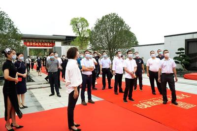 攜手鏖戰(zhàn) 奮楫向前--天福集團(tuán)年中會議暨犇騰大戰(zhàn)半年總結(jié)會議順利召開