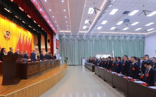 凝聚智慧力量 共繪發(fā)展藍(lán)圖——定安縣政協(xié)第十一屆委員會第三次會議開幕