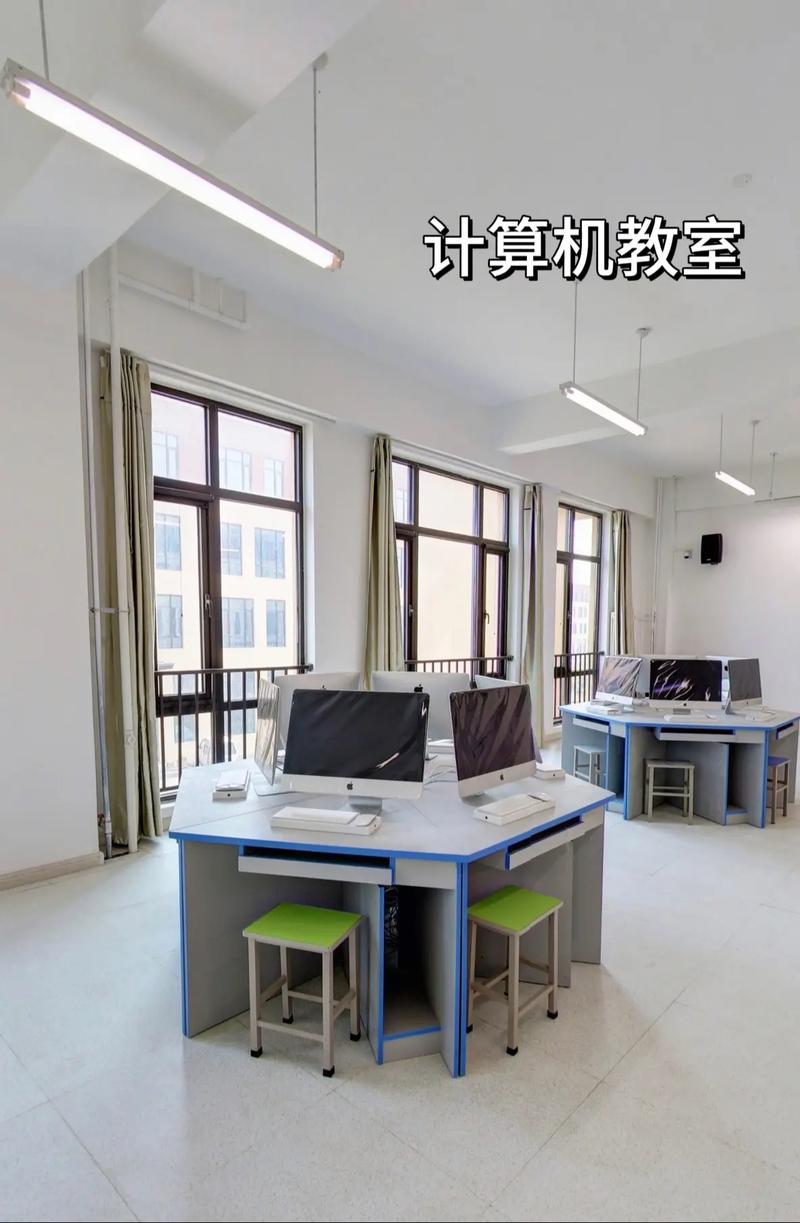 曹妃甸職業技術學院 硬件軟件雙優，打造唐山軟件開發人才的搖籃